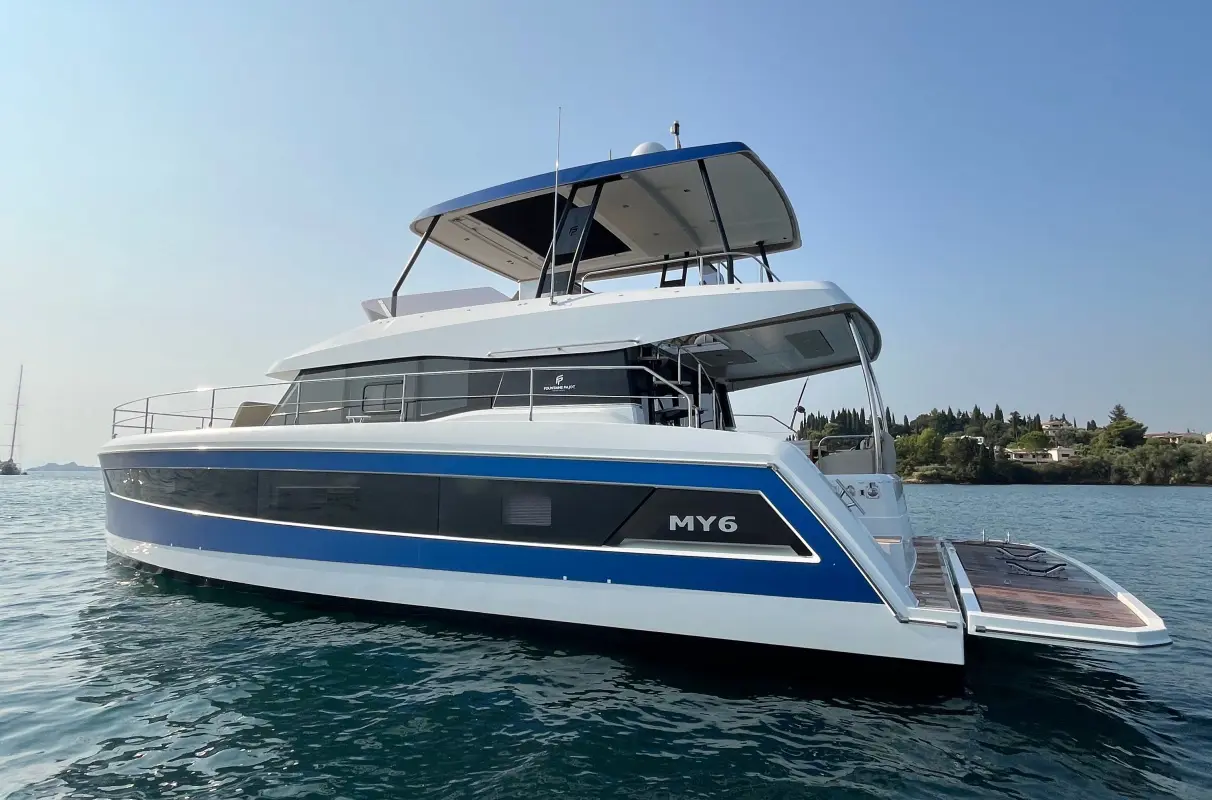 Used Power Catamaran for Sale 2022 MY6 Additional Information