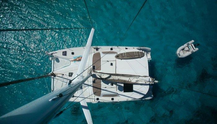 Used Sail Catamaran for Sale 1999 Privilege 465 Boat Highlights