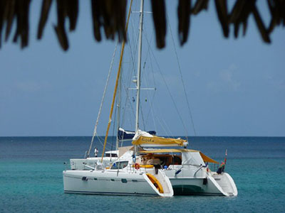 Used Sail Catamaran for Sale 2006 Privilege 585 Boat Highlights