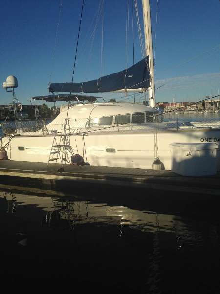 Used Sail Catamaran for Sale 2003 Lagoon 410 Boat Highlights