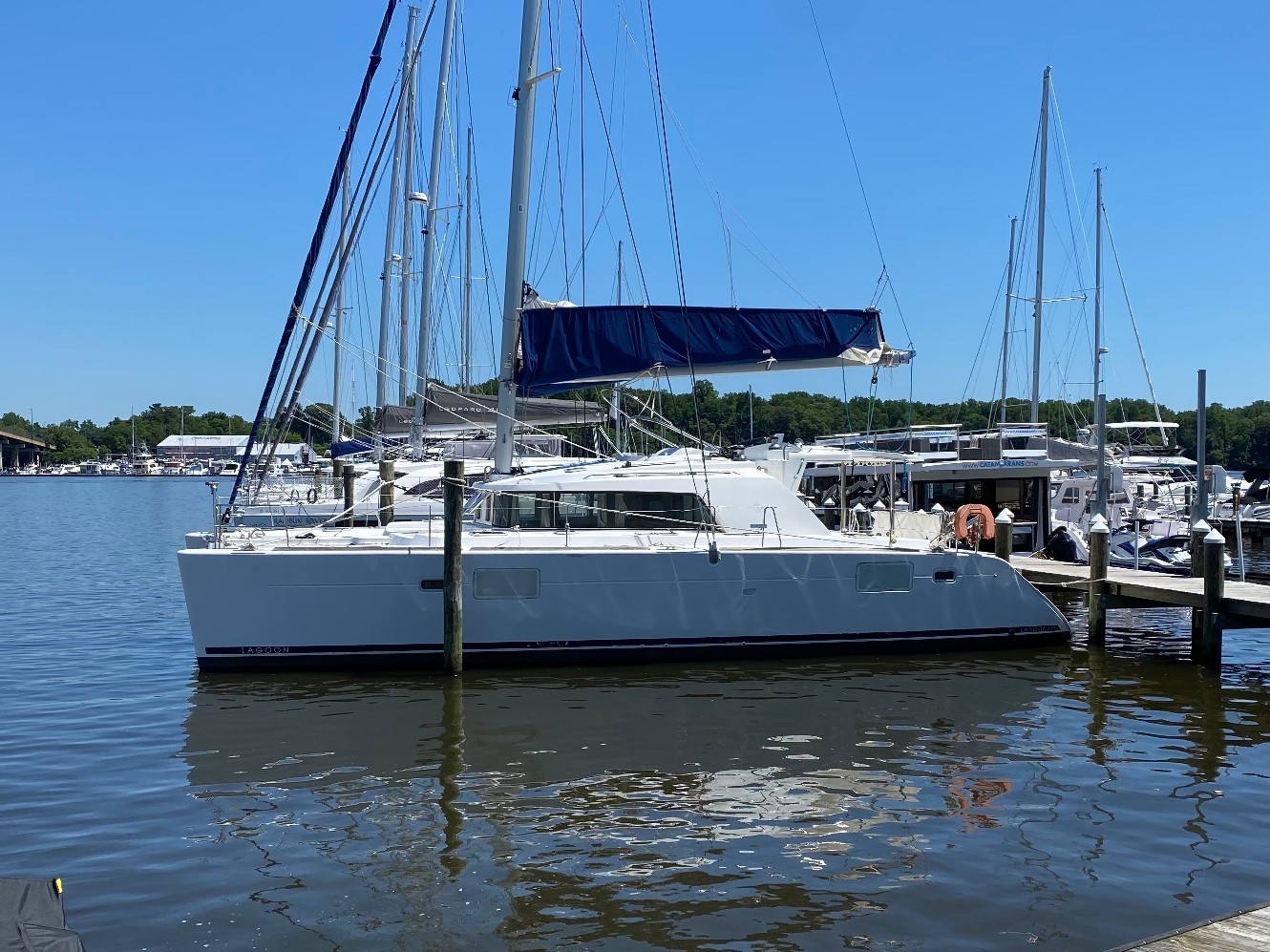 Used Sail Catamaran for Sale 2008 Lagoon 440 Boat Highlights