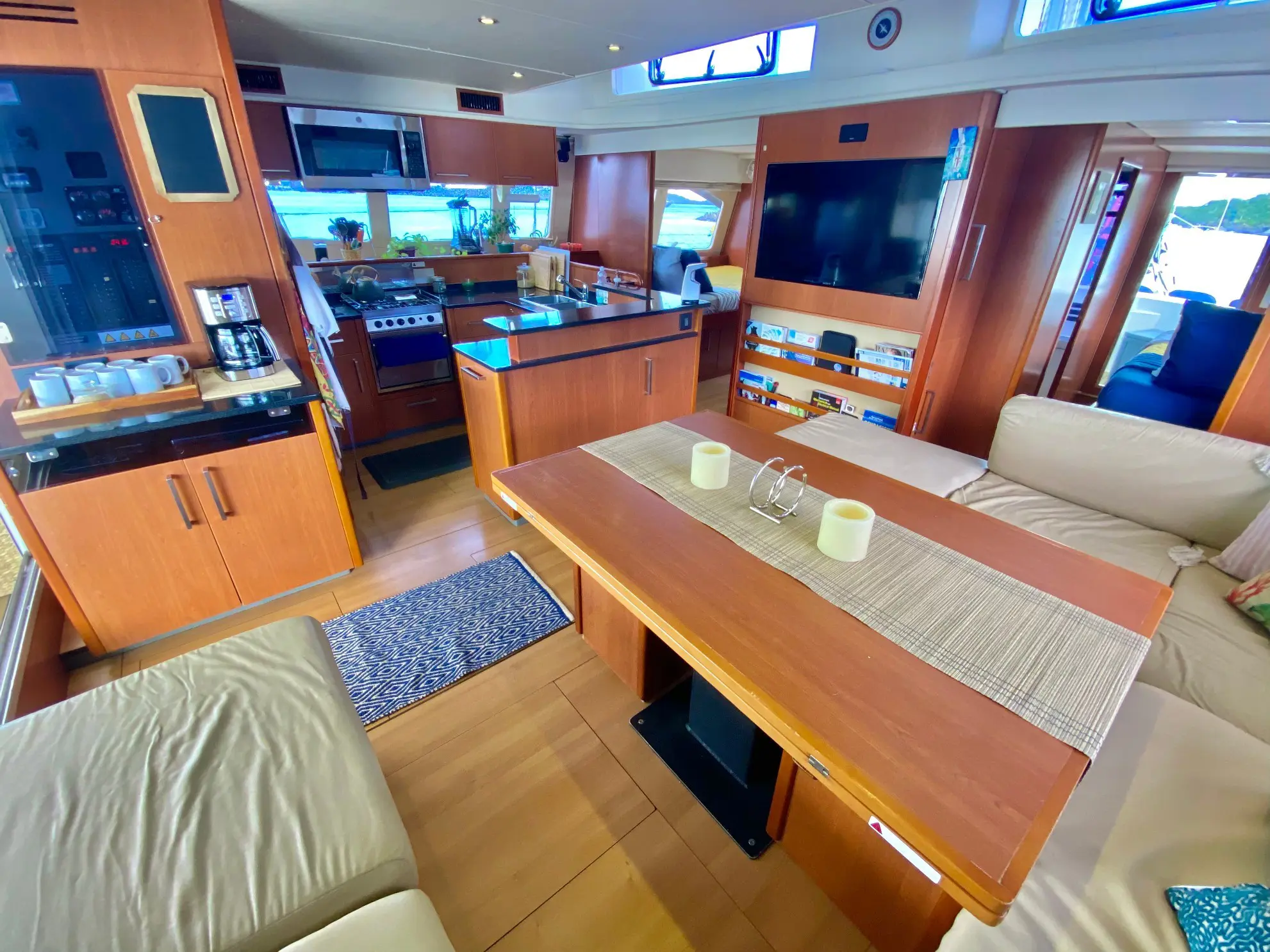 Used Sail Catamaran for Sale 2013 Leopard 58 Layout & Accommodations Image Gallery