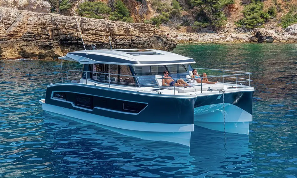 New Power Catamaran for Sale 2025 FP MY 4.S 