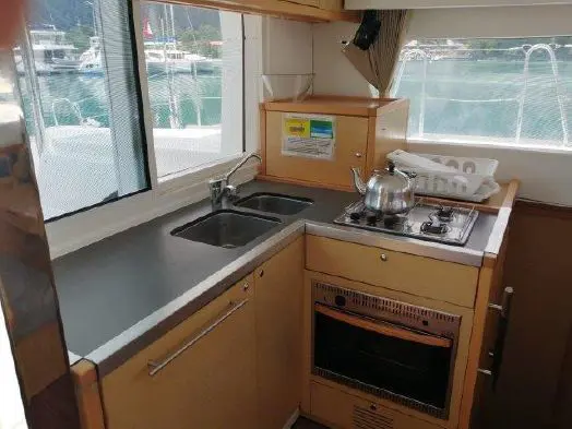 Sold Catamaran 2014 Lagoon 39