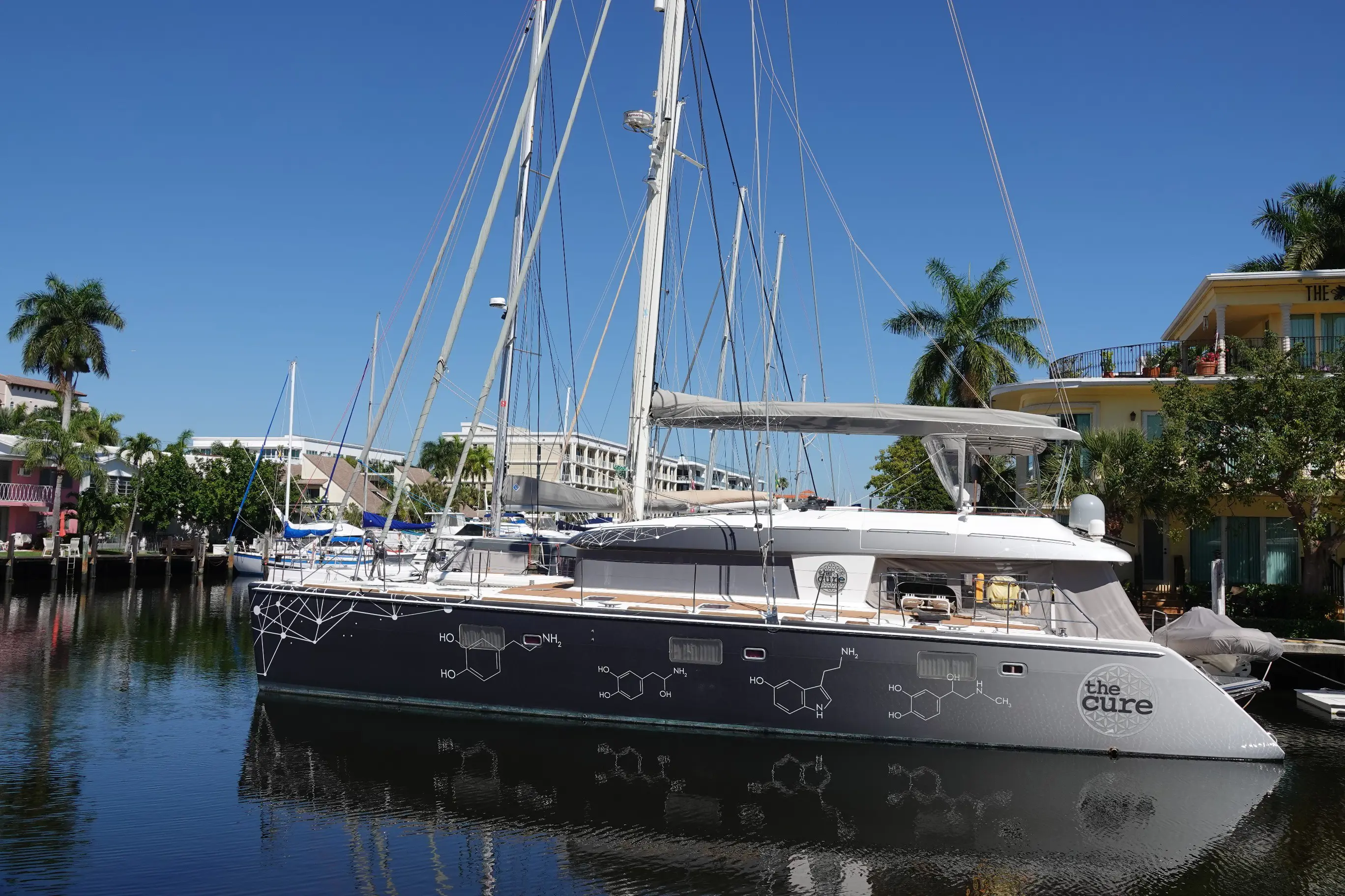 Used Sail Catamaran for Sale 2009 Lagoon 620  