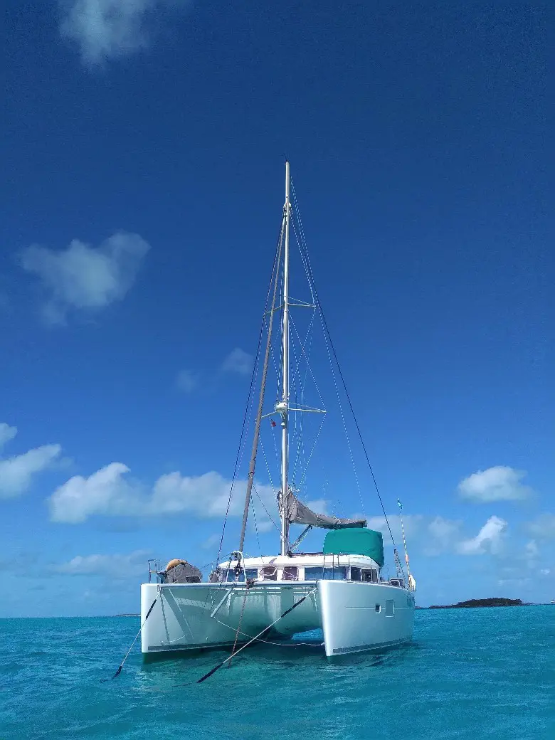 Used Sail Catamaran for Sale 2010 Lagoon 400 Boat Highlights