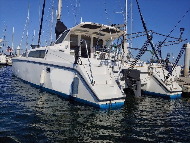 Used Sail Catamaran for Sale 2000 Gemini 105Mc Boat Highlights