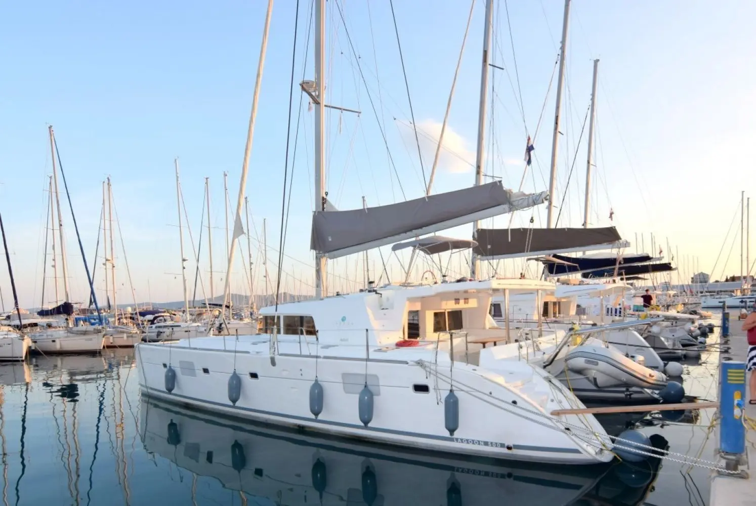 CHOCOLATE BAY Sail Lagoon 500