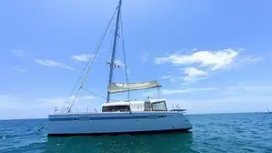 Used Sail Catamaran for Sale 2017 Lagoon 450 F Boat Highlights