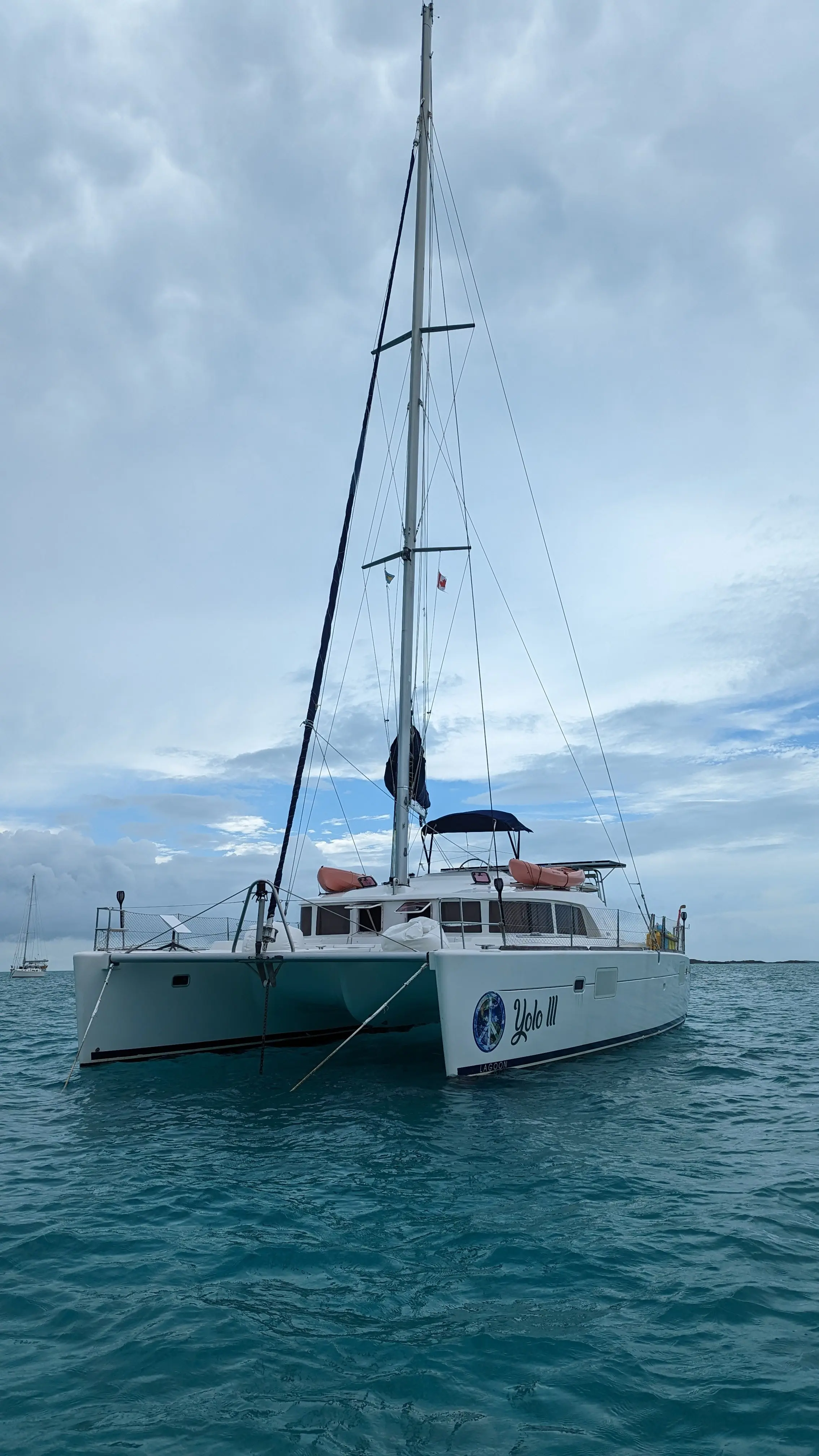 YOLO III Sail Lagoon 440