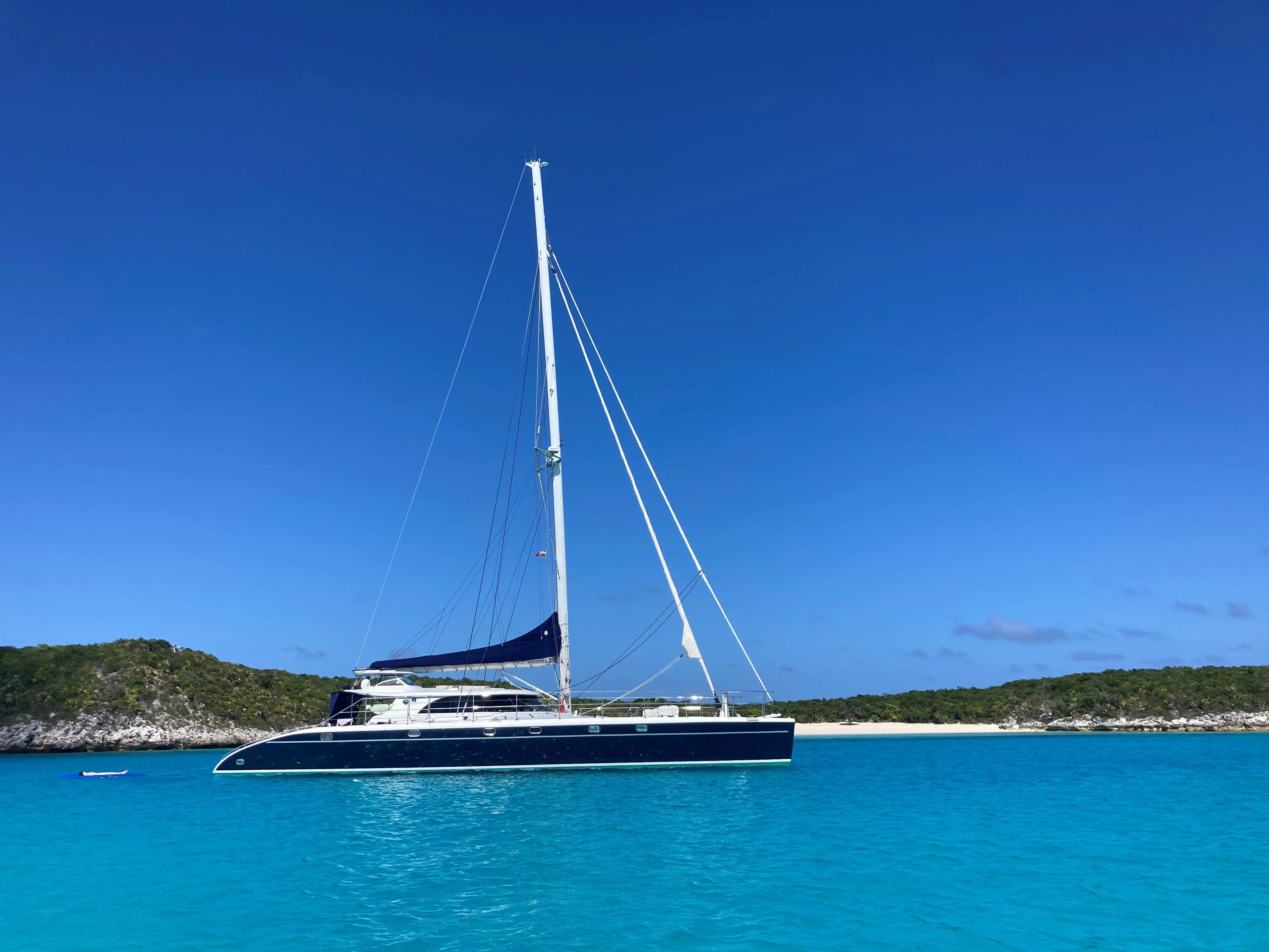 SOVEREIGN Sail Executive 73