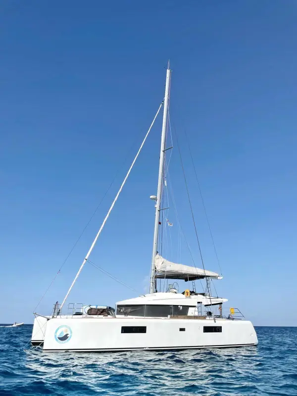 Used Sail Catamaran for Sale 2015 Lagoon 52 