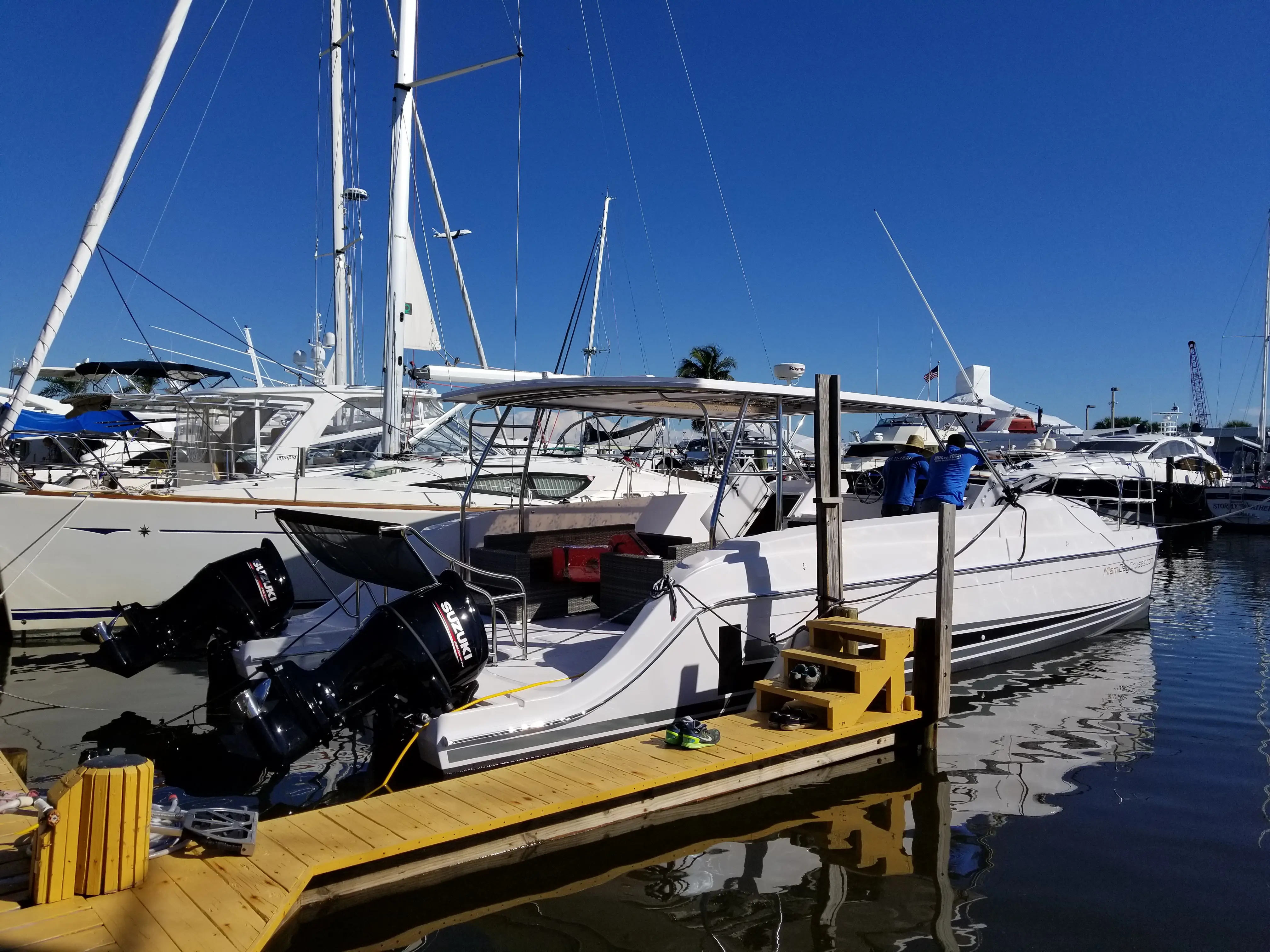 Used Power Catamaran for Sale 2018 Freestyle 399 Power Additional Information