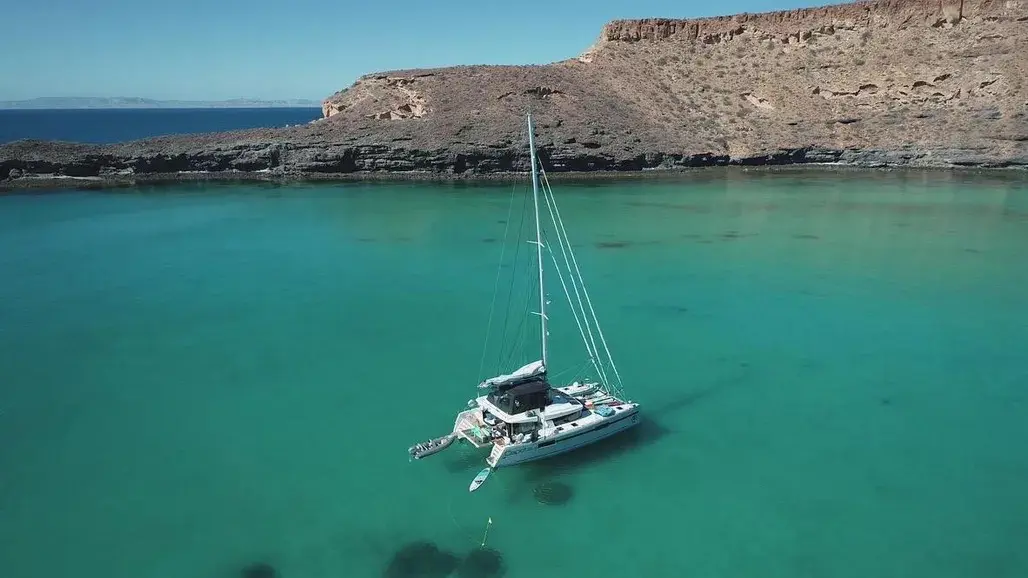 CLAPOTIS Sail Lagoon 52 Fly Bridge