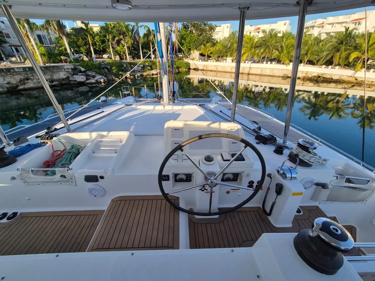 Used Sail Catamaran for sale 2014 Lagoon 450 F