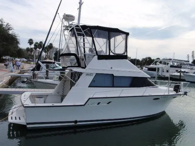 Used Power Monohull for Sale 1993 Flybridge Sedan  