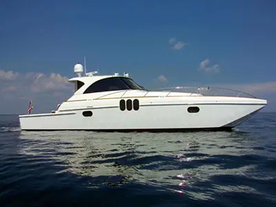 2011 CAT CAY YACHTS Enclosed Helm 53