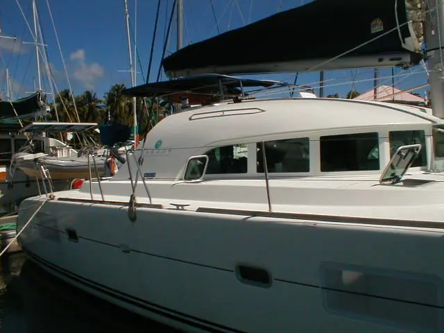 Used Sail Catamaran for Sale 2005 Lagoon 380 S2 Boat Highlights