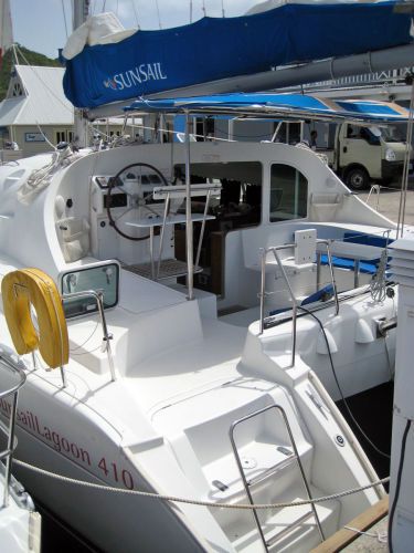 Used Sail Catamaran for Sale 2004 Lagoon 410 Boat Highlights