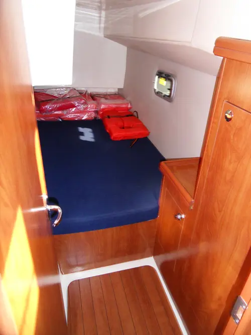 Used Sail Catamaran for Sale 2012 Gemini 105Mc Layout & Accommodations Image Gallery