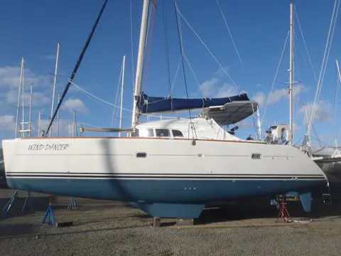 Used Sail Catamaran for Sale 2003 Lagoon 410 Boat Highlights