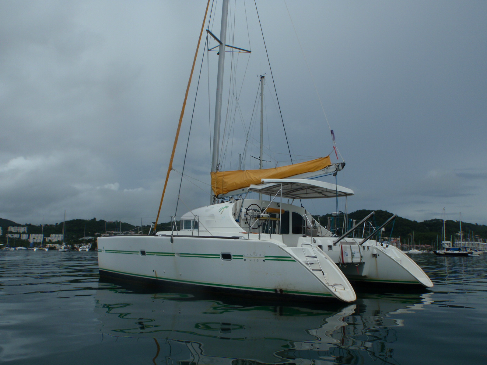 Used Sail Catamaran for Sale 2003 Lagoon 410 Boat Highlights