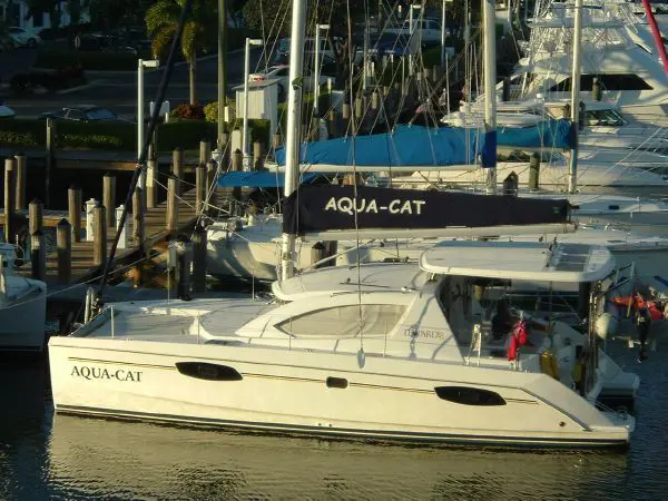 AQUA-CAT Sail Leopard 38