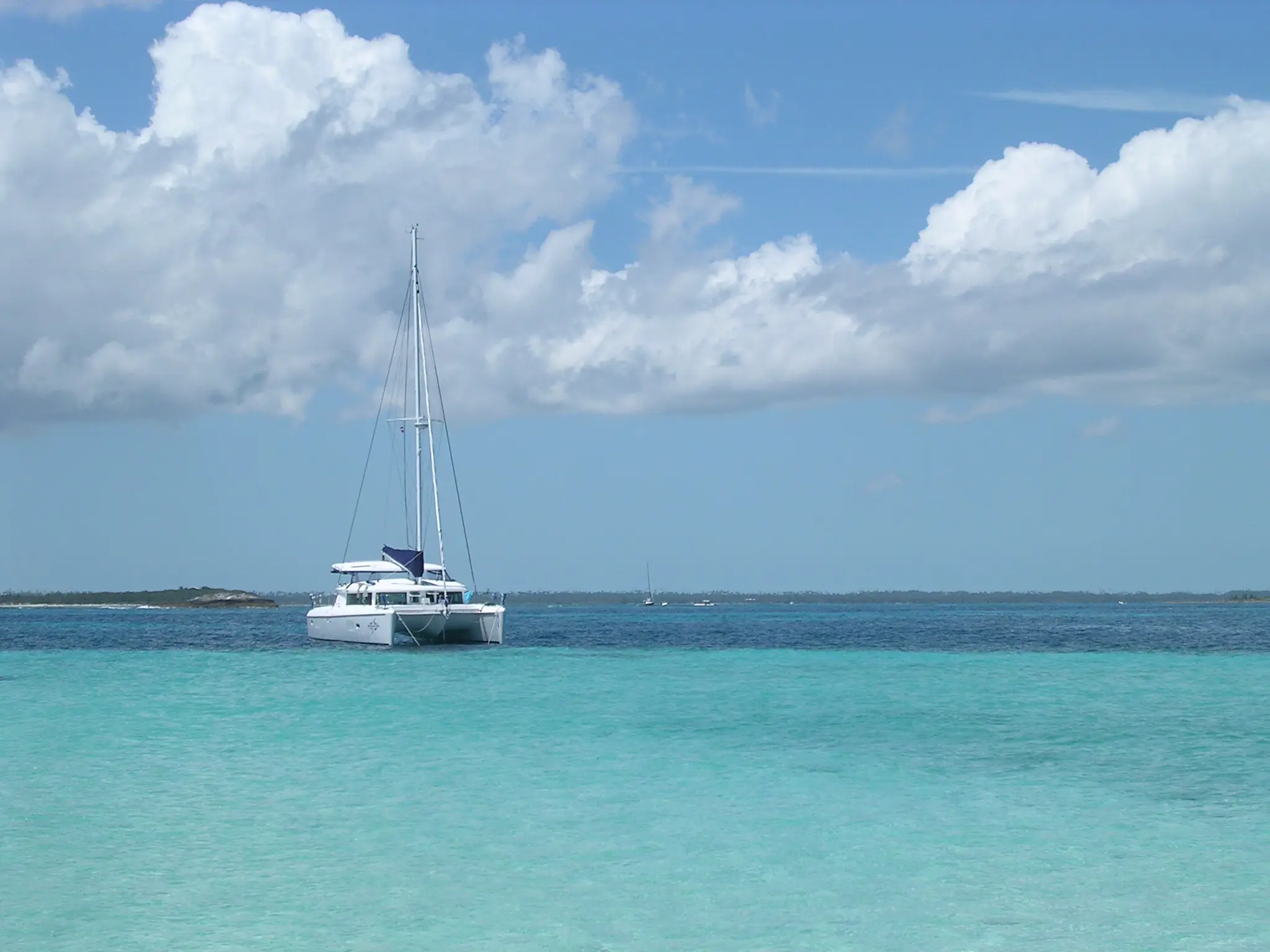 Used Sail Catamaran for Sale 2007 Lagoon 420 Boat Highlights