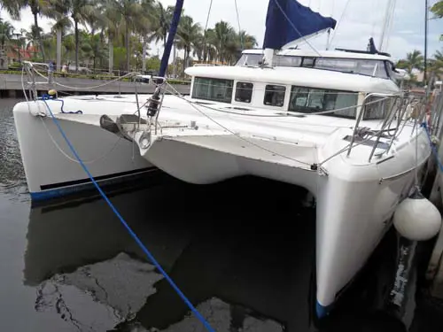 Used Sail Catamaran for Sale 2007 Lagoon 420 Boat Highlights