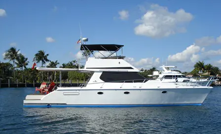 Used Power Catamaran for Sale 2000 Venture 44 