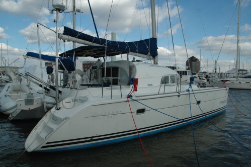 Used Sail Catamaran for Sale 2001 Lagoon 380 Boat Highlights