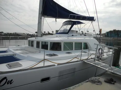 Used Sail Catamaran for Sale 2006 Lagoon 440 Boat Highlights