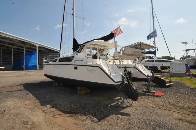 Used Sail Catamaran for Sale 2005 Gemini 105Mc Boat Highlights