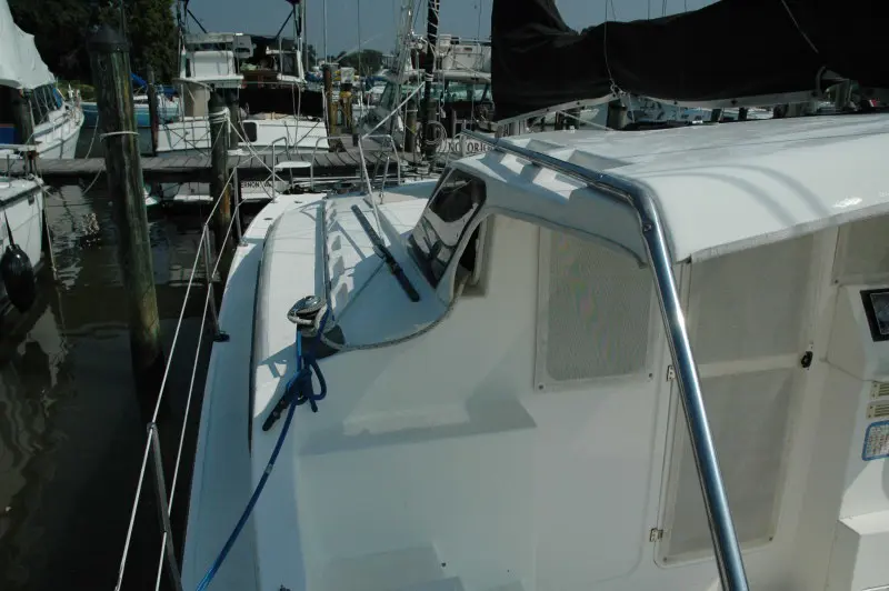 Used Sail Catamaran for Sale 2004 Gemini 105Mc Boat Highlights