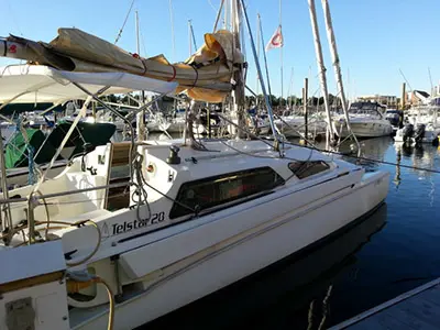 2005 PERFORMANCE CRUISING Telstar 28 