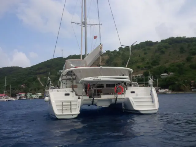 Used Sail Catamaran for Sale 2013 Lagoon 400 S2 Boat Highlights