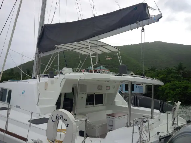 Used Sail Catamaran for Sale 2005 Lagoon 440 Boat Highlights