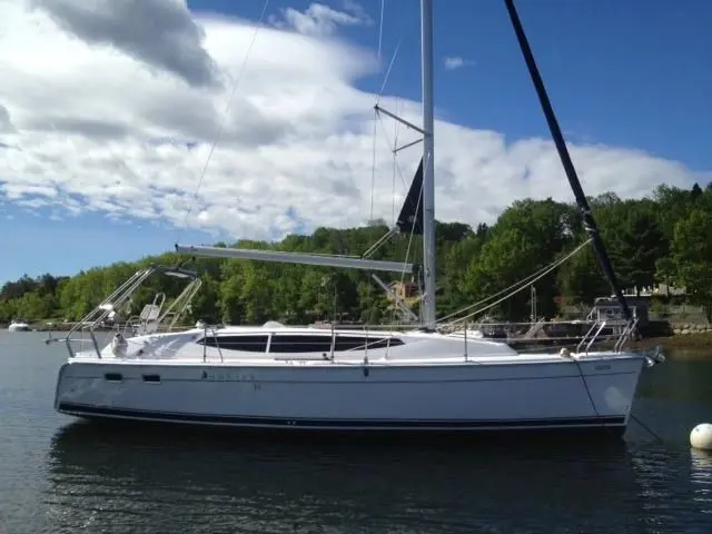 Used Sail Monohull for Sale 2013 Hunter 33 