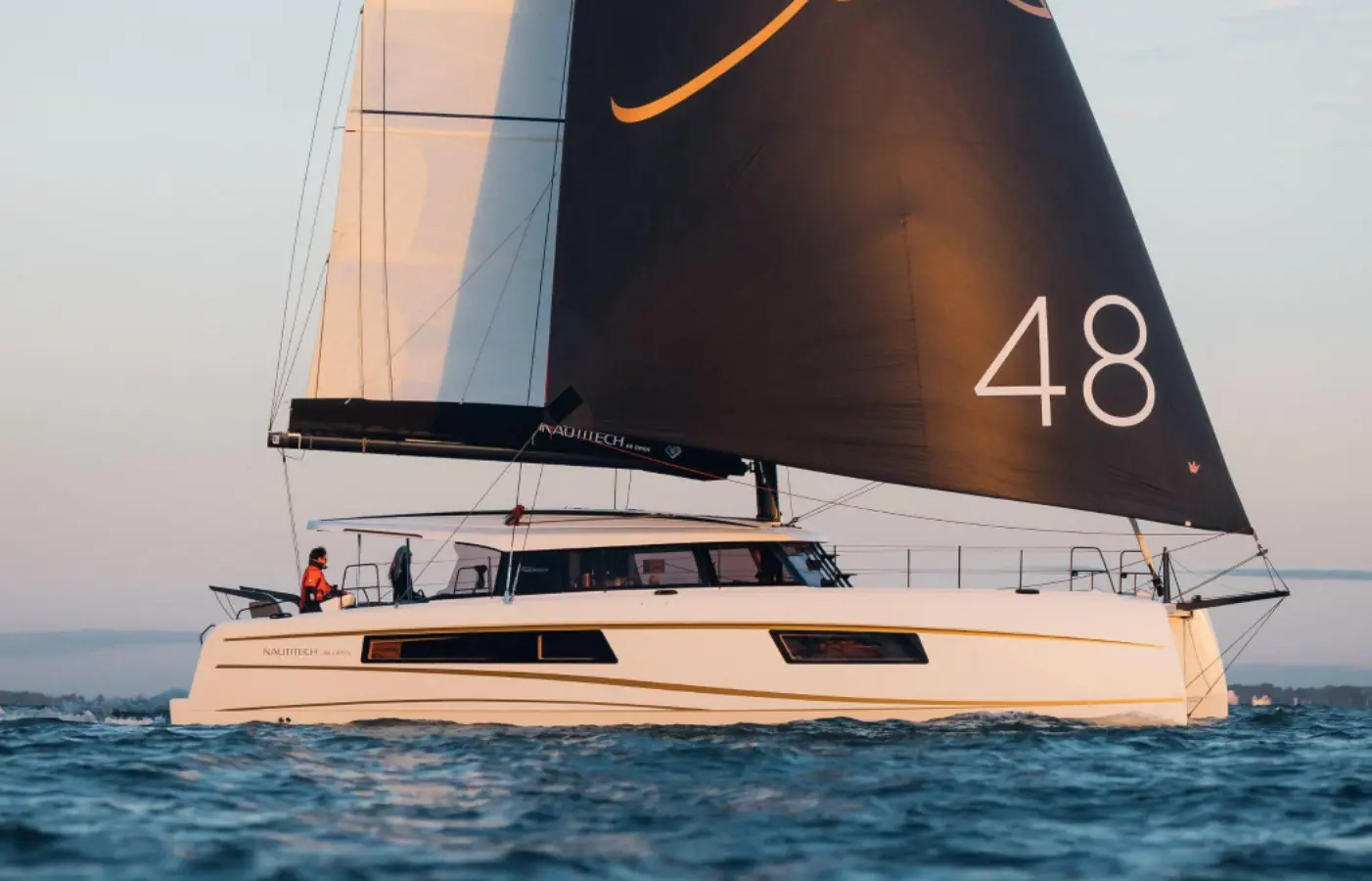 BROCHURE - NAUTITECH 48 OPEN Sail Nautitech 48 Open