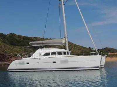 2009 ALLIAURA MARINE Privilege 615