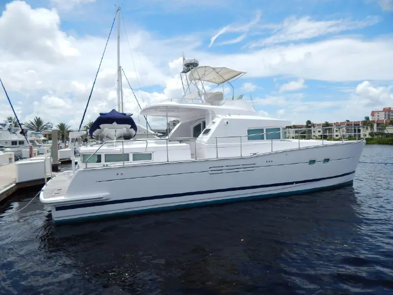 Used Power Catamaran for Sale 2004 Lagoon 43 Power  