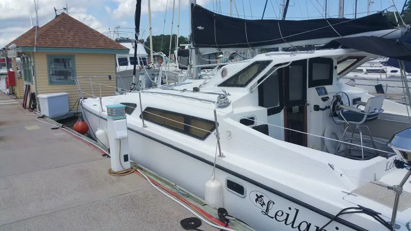 Used Sail Catamaran for Sale 1998 Gemini 105Mc Boat Highlights