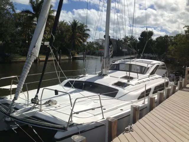 Used Sail Catamaran for Sale 2010 Gemini 105Mc Boat Highlights