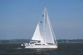 Used Sail Catamaran for Sale 2006 Gemini 105Mc Boat Highlights