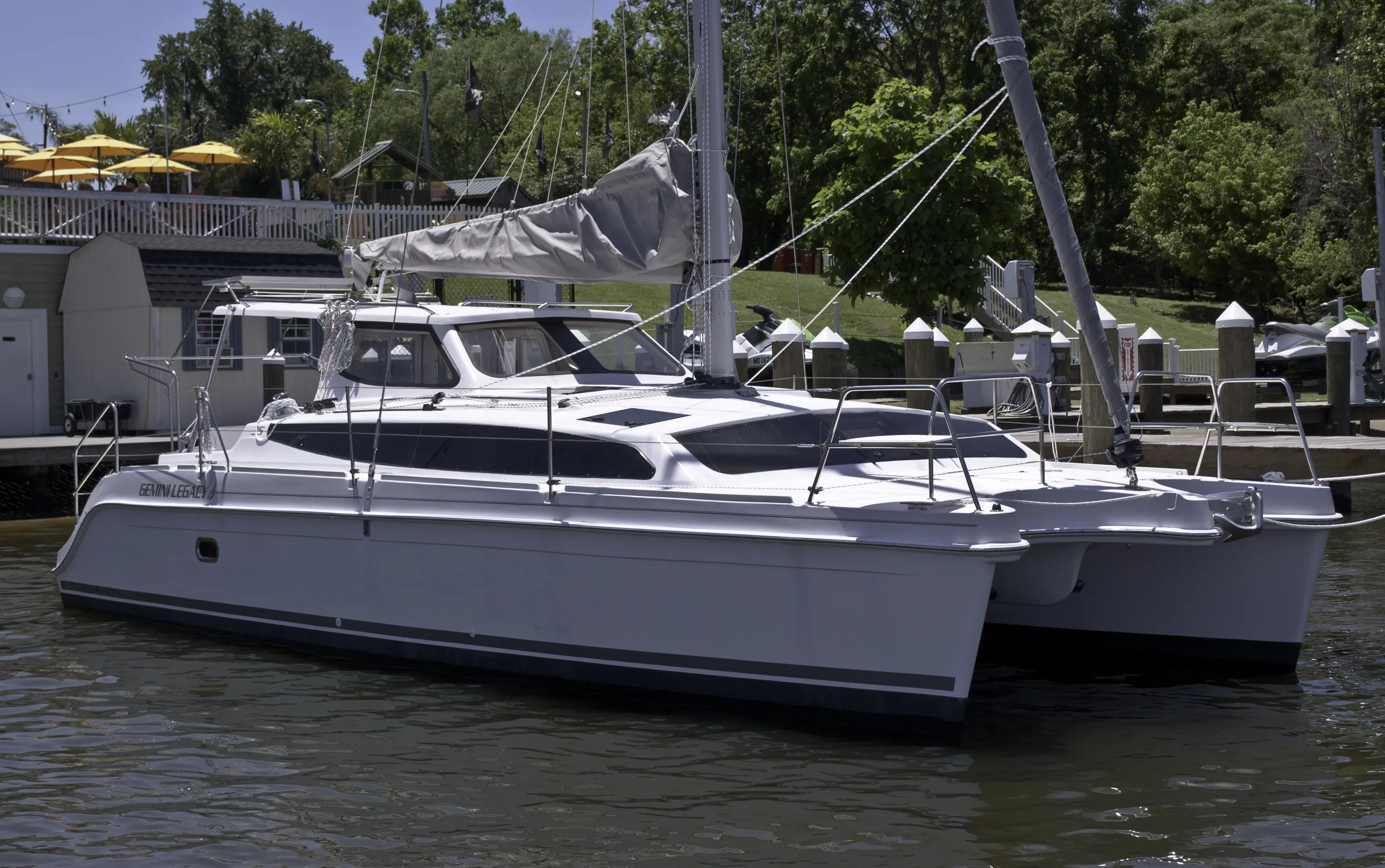 HULL 1220 Sail Legacy 35