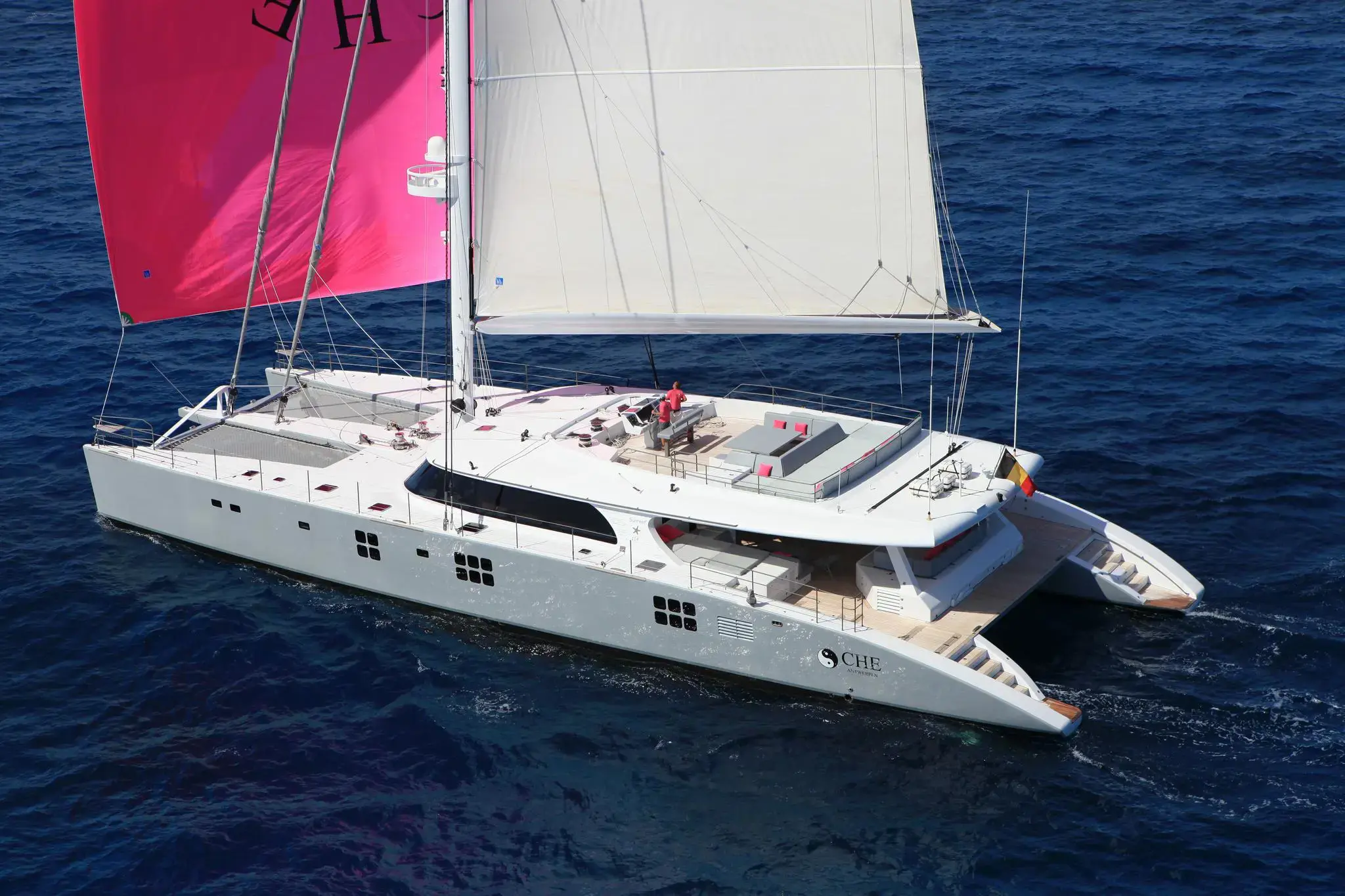 CHE Sail Sunreef 114