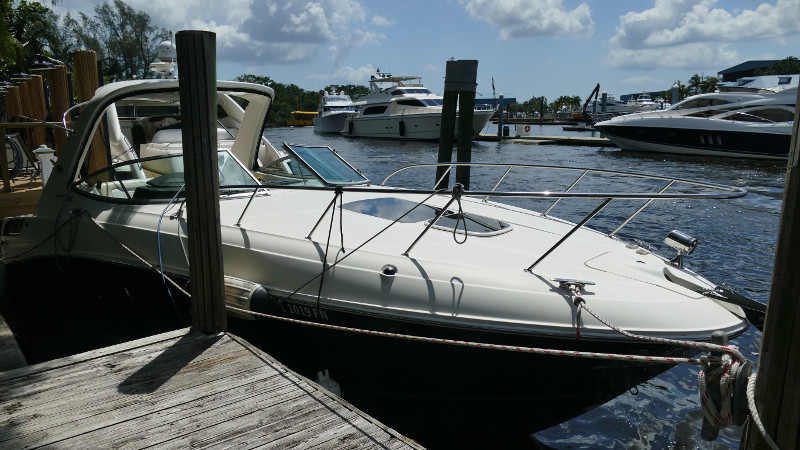 Used Power Monohull for Sale 2012 310 SUNDANCER Boat Highlights