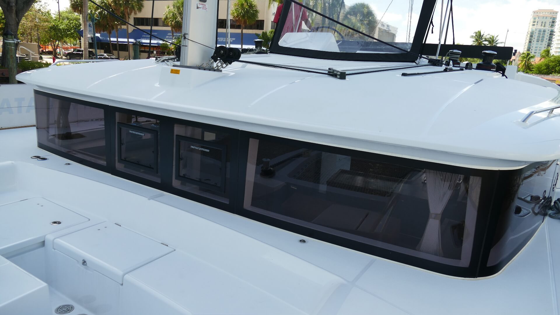 New Sail Catamaran for Sale 2019 Lagoon 450 F Boat Highlights