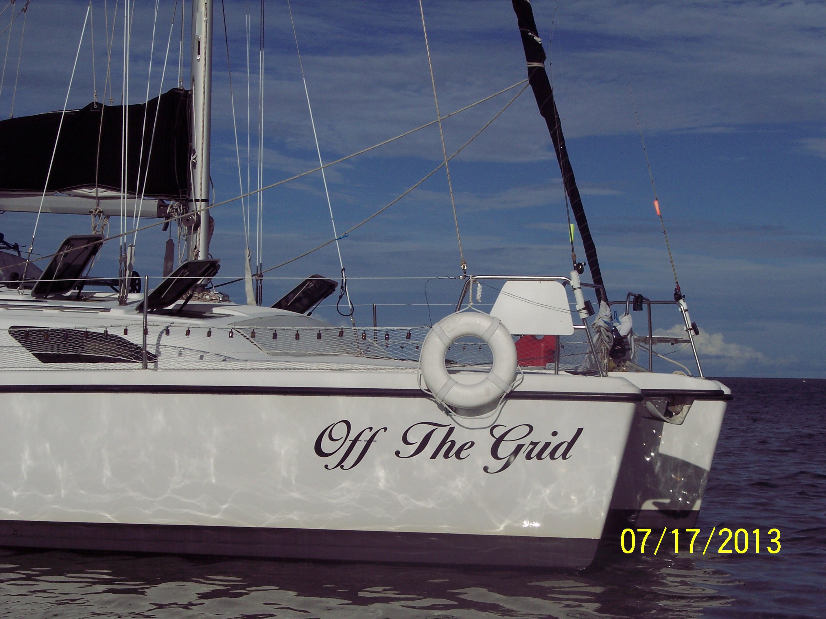 Used Sail Catamaran for Sale 2002 Gemini 105Mc Boat Highlights