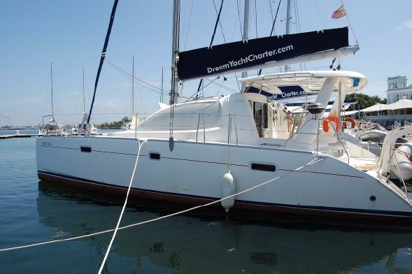 Used Sail Catamaran for Sale 2008 Leopard 40 Boat Highlights